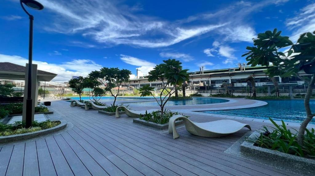 1Br Prisma Residences Dmci Stylish Condo Pasig City Buitenkant foto