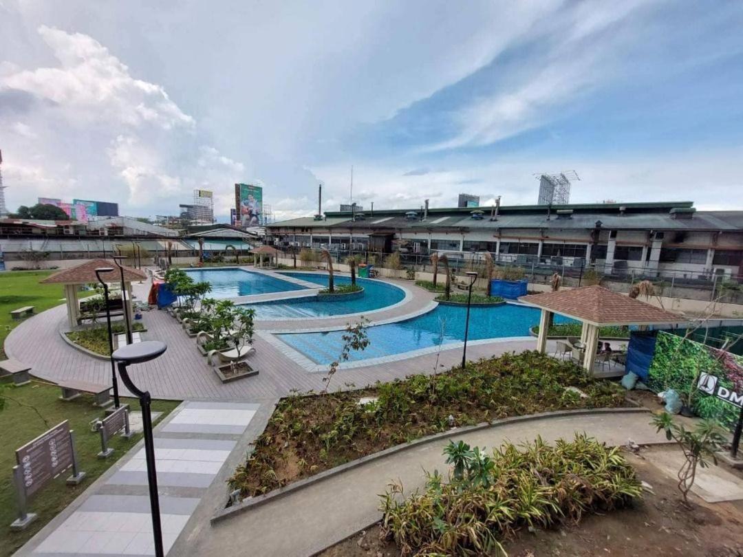 1Br Prisma Residences Dmci Stylish Condo Pasig City Buitenkant foto